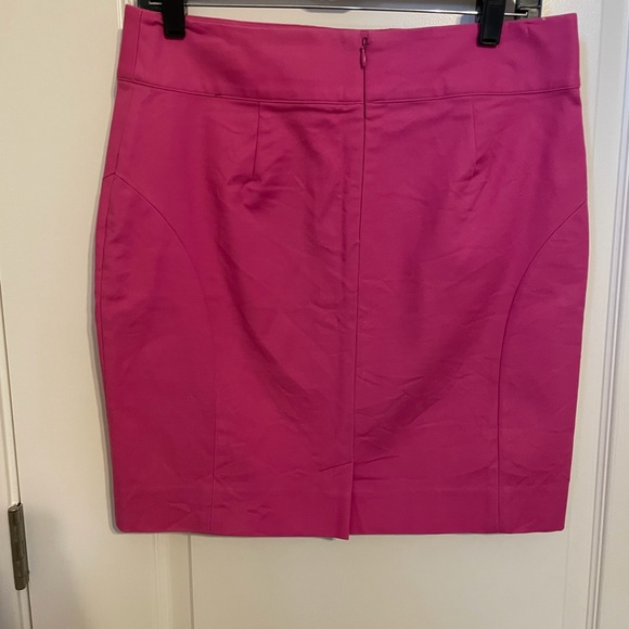 Cute Pink Skirt - Picture 3 of 3